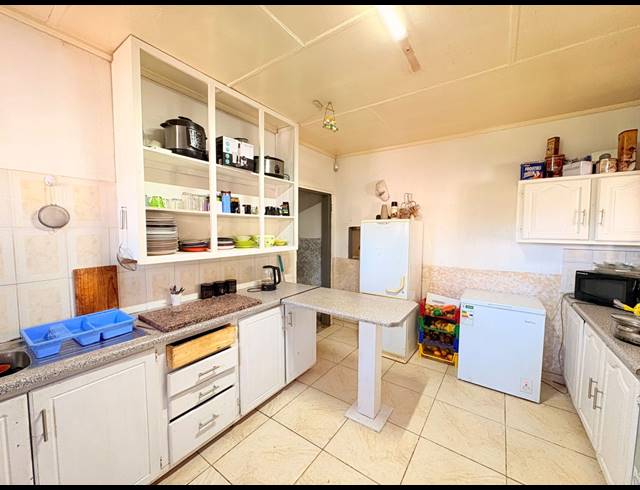 4 BEDROOM HOUSE FOR SALE IN SASOLBURG EXT 12